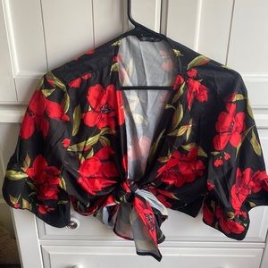 Floral tie crop top